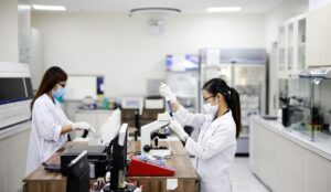 武田薬品の皮下注製剤「ハイキュービア」、難病CIDP・MMN治療で追加承認 - 月1回の投与も可能に